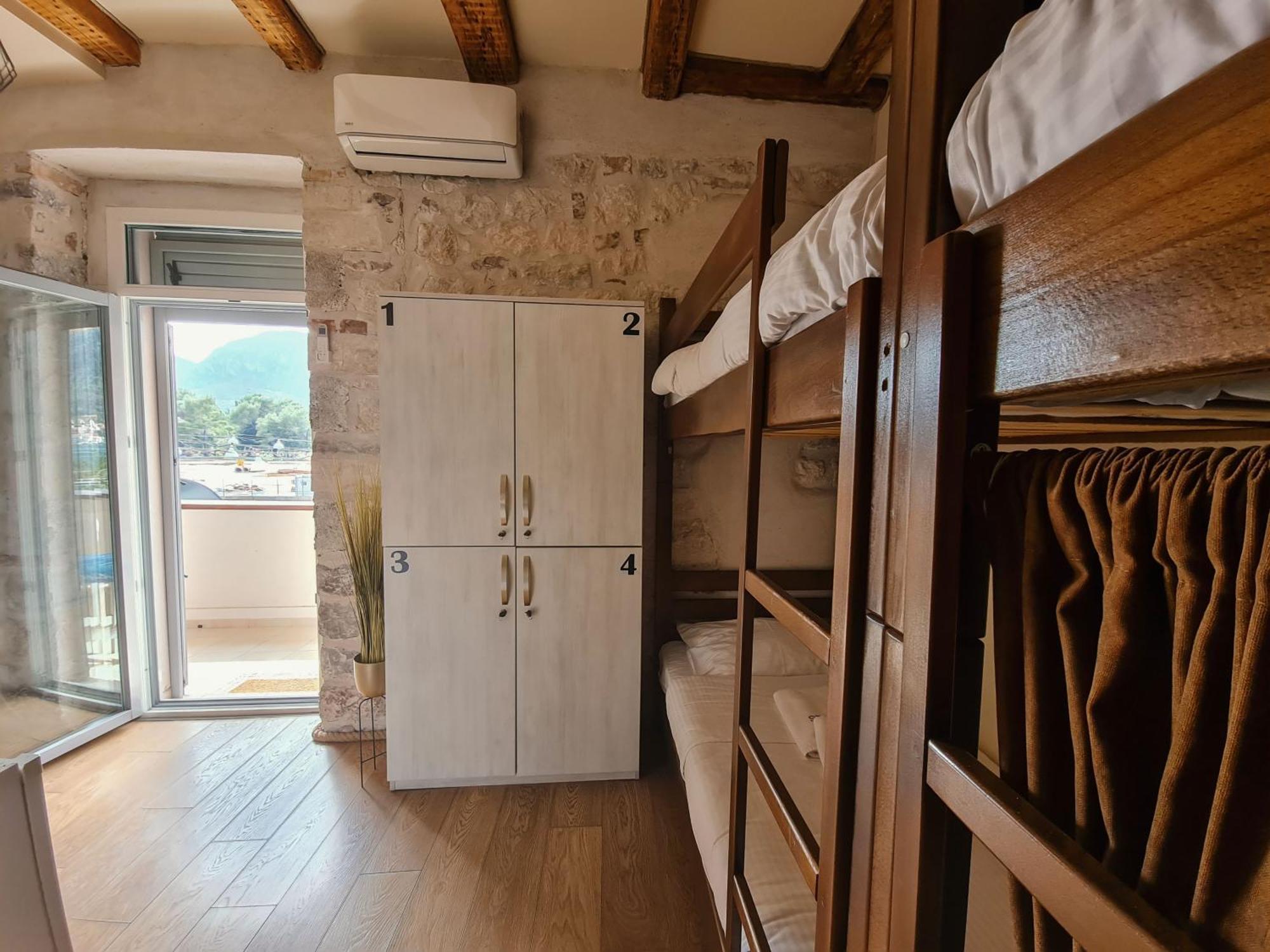 Step To Kotor Bay Guesthouse Exterior foto